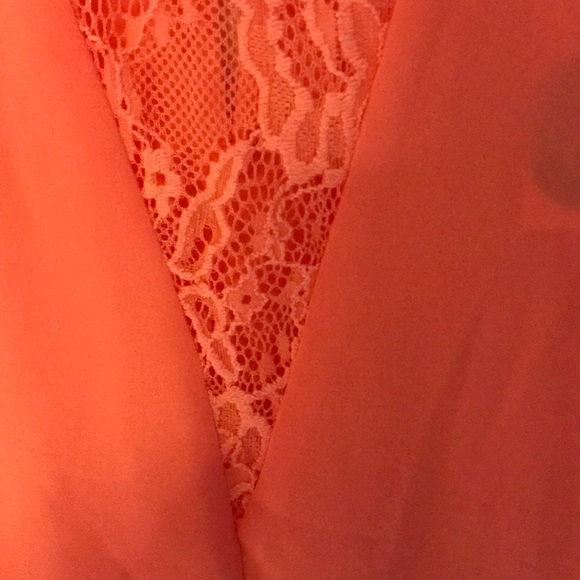 Fit2Fun lace insert blouse NWT - Picture 3 of 3